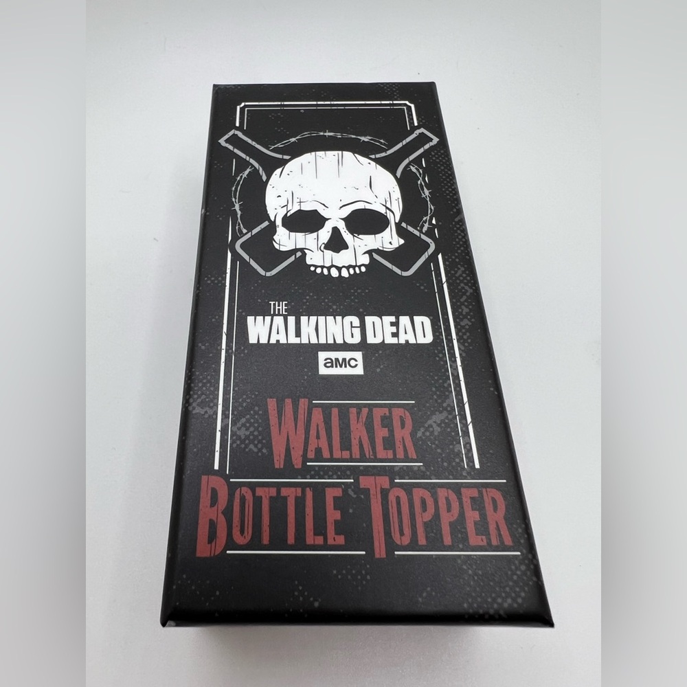 The Walking Dead Walker Bottle Topper - Picture 5 of 7